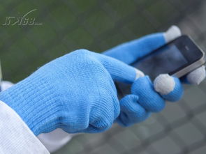 歐卡優(yōu)觸屏觸控手套 純色設(shè)計(jì)，科技與溫暖的完美融合