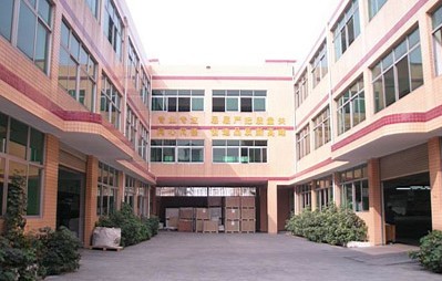 專業(yè)為客戶提供脫模、防銹、清洗、潤滑等注塑(壓鑄)模具護理潤滑產(chǎn)品技術(shù)解決方案的優(yōu)質(zhì)服務(wù)商 。環(huán)保型產(chǎn)品:塑膠脫模劑、工模防銹劑、模具清洗劑、模具防銹劑、頂針,工廠,廠商-東莞市龍翔模具潤滑油